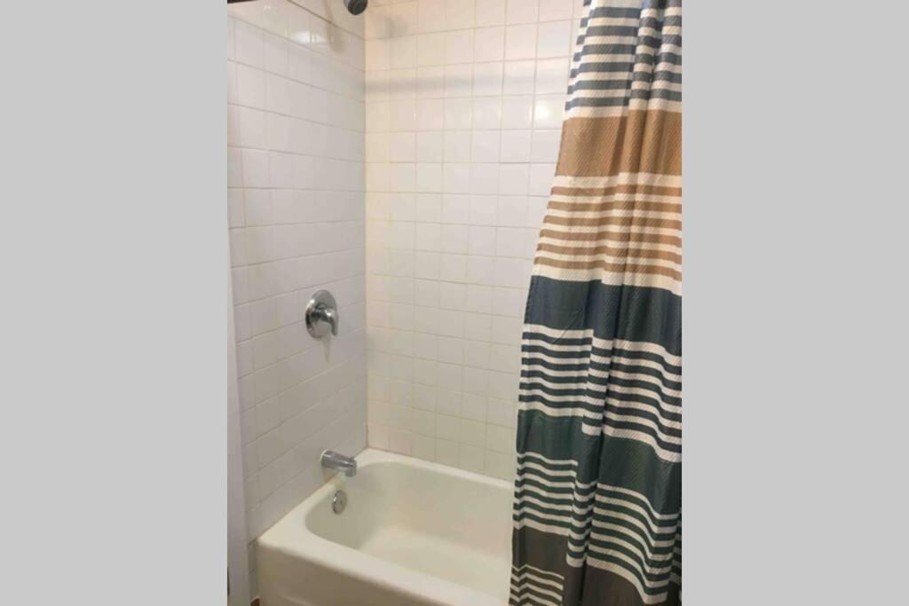 Just Like Being At Home- Newly Renovated Unit North Troy Ngoại thất bức ảnh